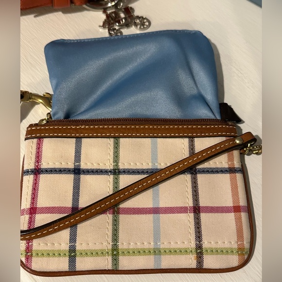 Coach Bleeker Tattersall Vintage Wristlet w/original Brass Hangtag - Picture 4 of 5